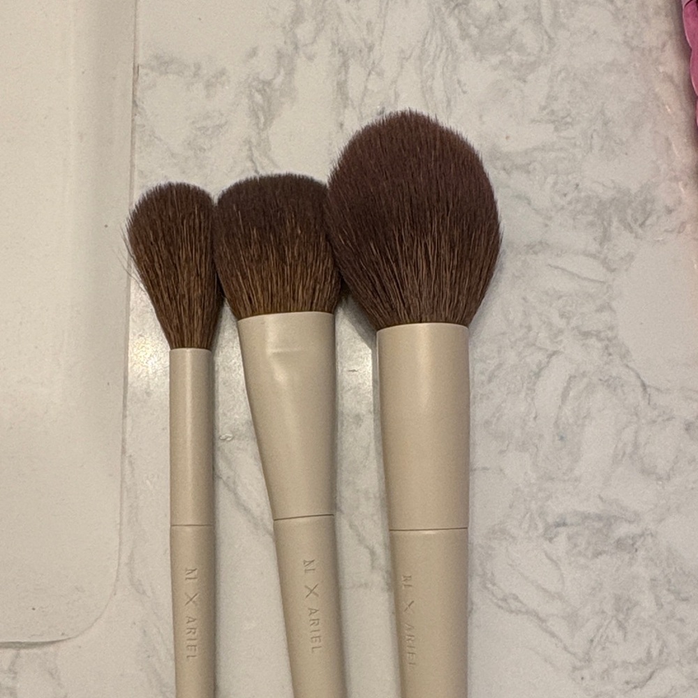 Morphe 3-Piece Cream Handle Makeup Brush Set